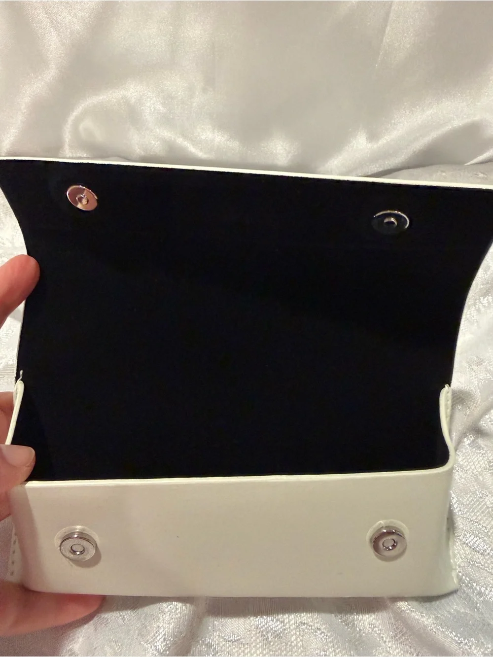 Burberry Cream Leather Eyewear Case NWOT